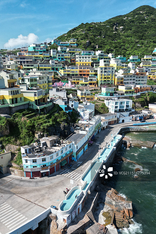 嵊山岛的五彩民宿航拍图片素材