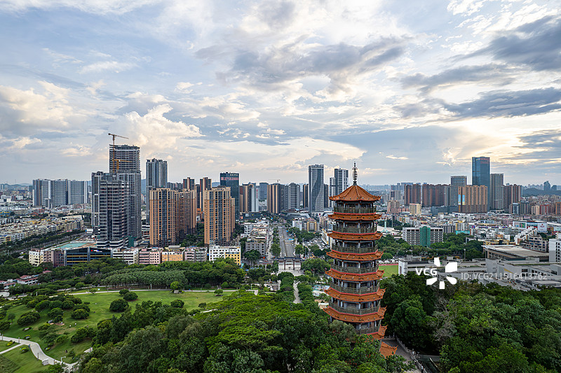 深圳光明区红花山公园图片素材