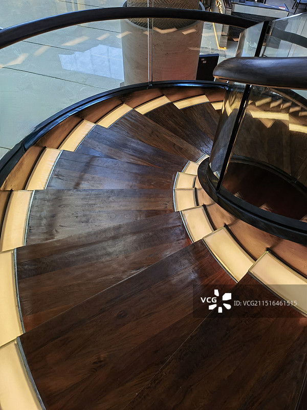 旋转楼梯图片素材