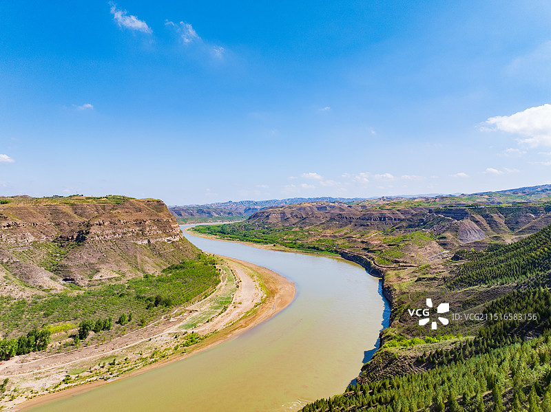 山西临汾永和黄河蛇曲地质公园夏日晴天图片素材