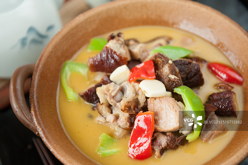 湘味炖腊猪蹄图片素材