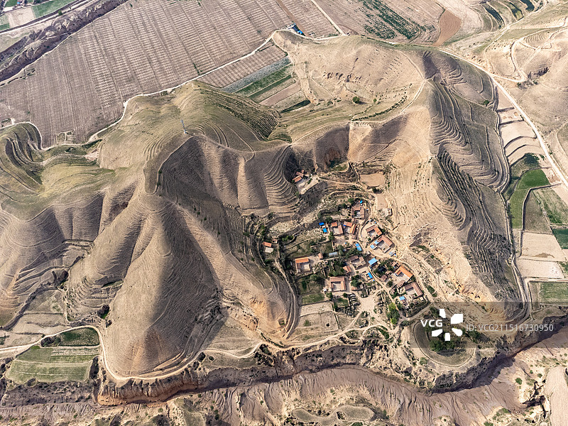 西北的山图片素材