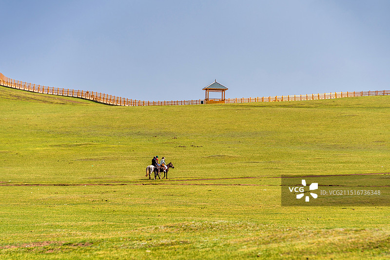 中国新疆巴音郭楞巴音布鲁克草原图片素材