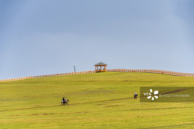 中国新疆巴音郭楞巴音布鲁克草原图片素材