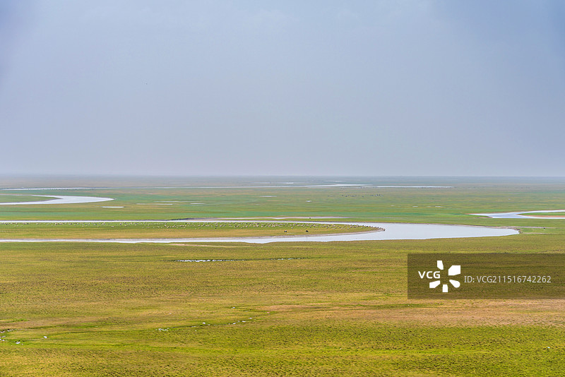 中国新疆巴音郭楞巴音布鲁克九曲十八弯图片素材