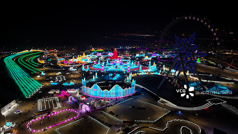 哈尔滨冰雪大世界·五彩斑斓图片素材