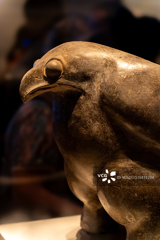 陶鹰鼎，中国国家博物馆新石器时代鹰形陶鼎图片素材