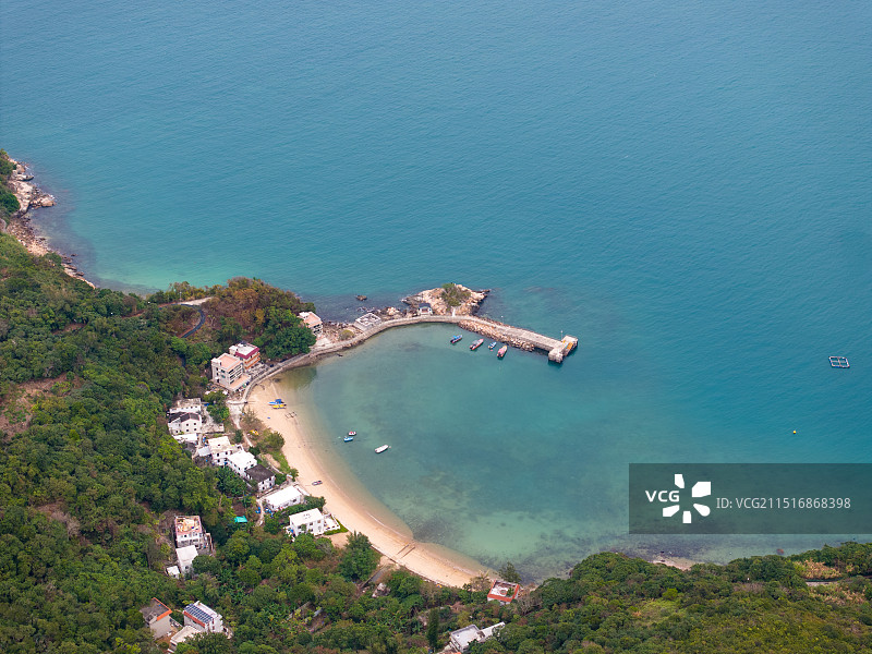 香港离岛区南丫岛芦荻湾码头图片素材