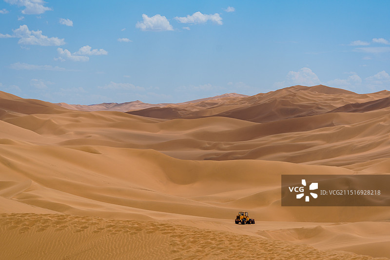 吐鲁番库木塔格沙漠风景名胜区图片素材