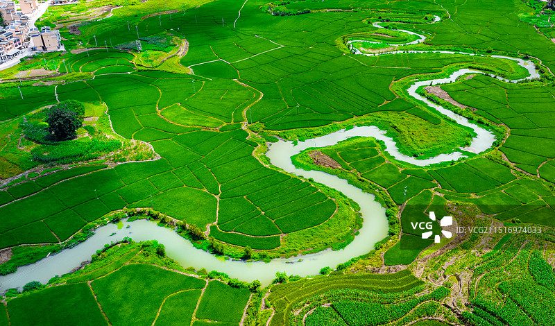 航拍广西河池巴马那社乡命河风光图片素材