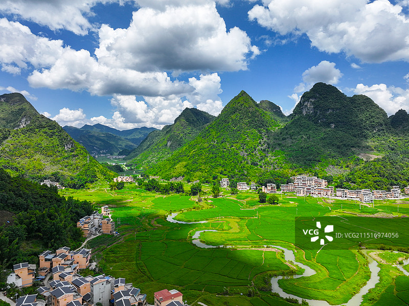 航拍广西河池巴马那社乡命河风光图片素材