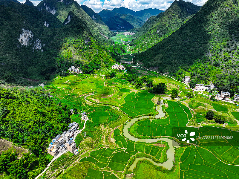 航拍广西河池巴马那社乡命河风光图片素材