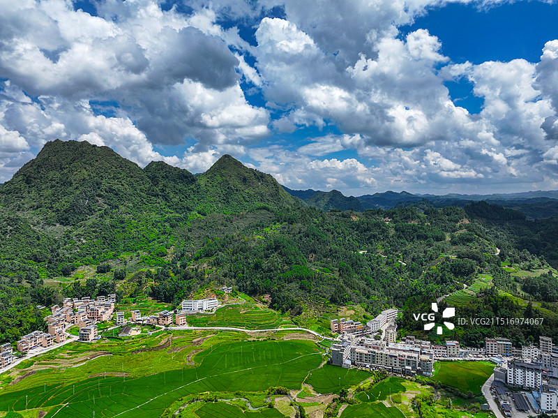 航拍广西河池巴马那社乡命河风光图片素材