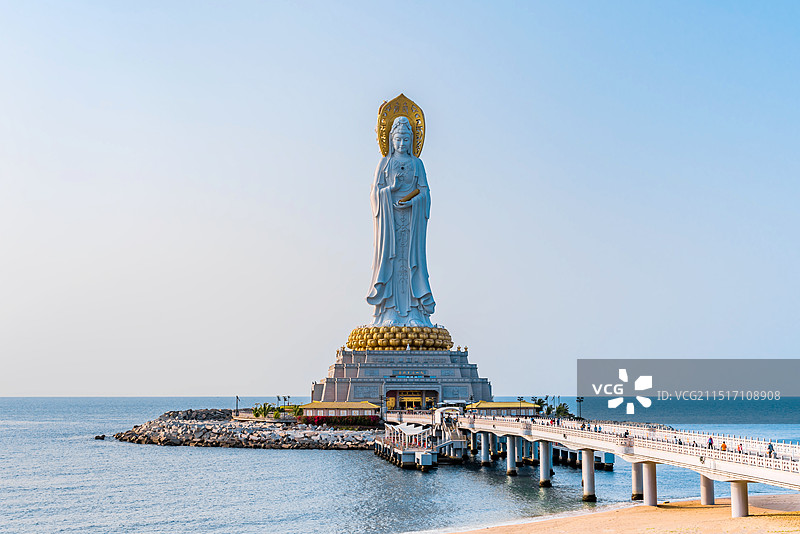 中国海南三亚南山文化旅游区海上观音风光图片素材