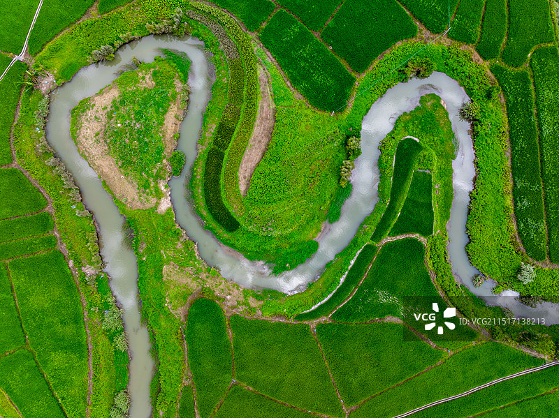 航拍广西巴马那社乡命河风光图片素材
