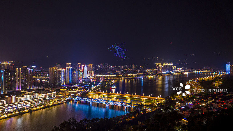 四川广元城区烟花夜景图片素材