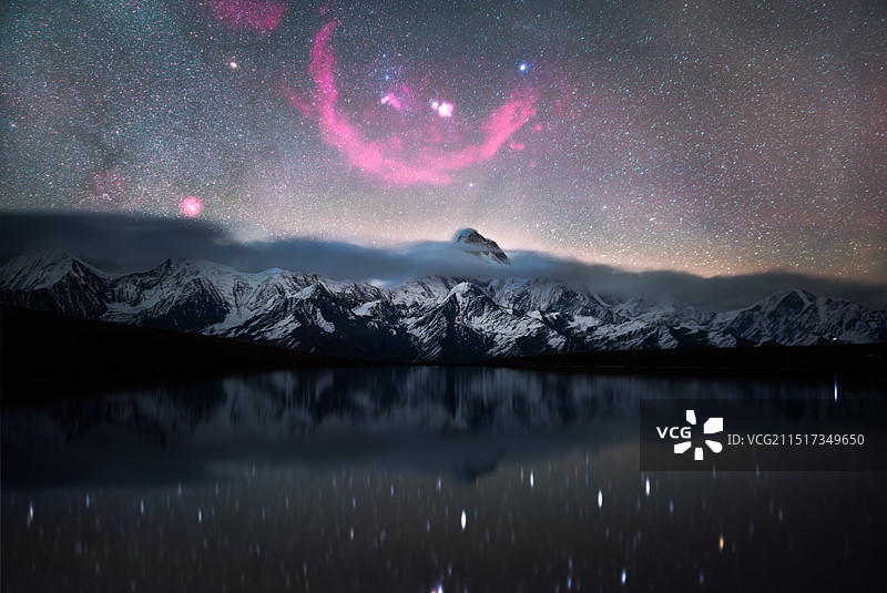 冷嘎措巴环图片素材