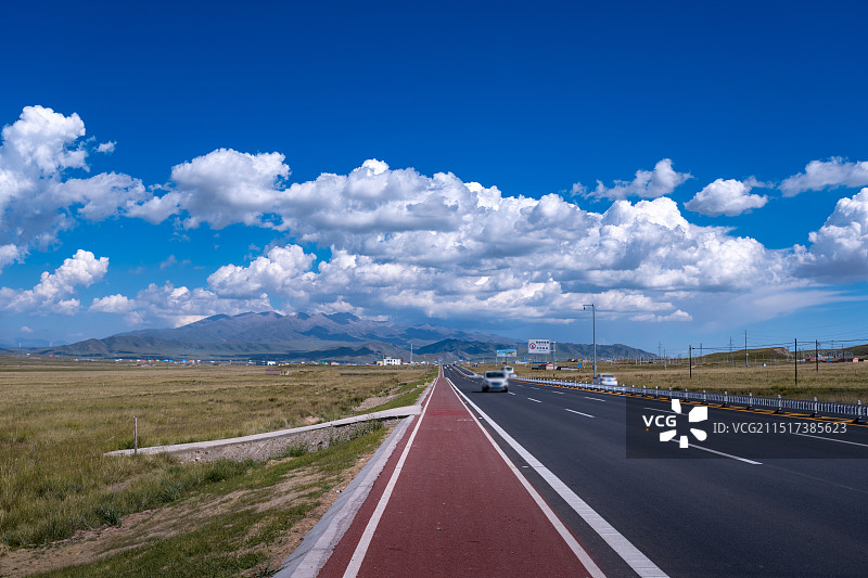青海省倒湖茶公路图片素材