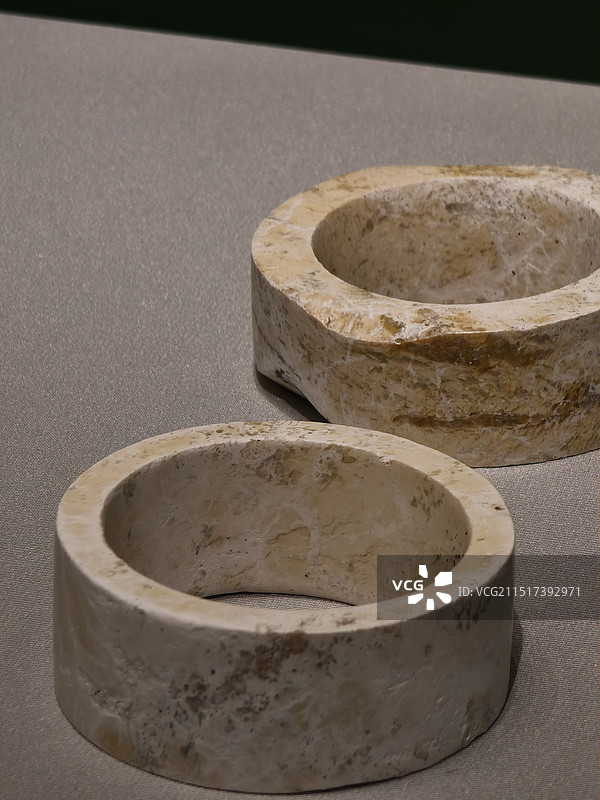 良渚文化玉器图片素材