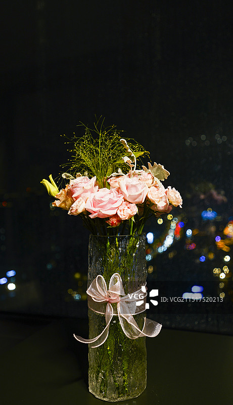 夜晚插花艺术图片素材