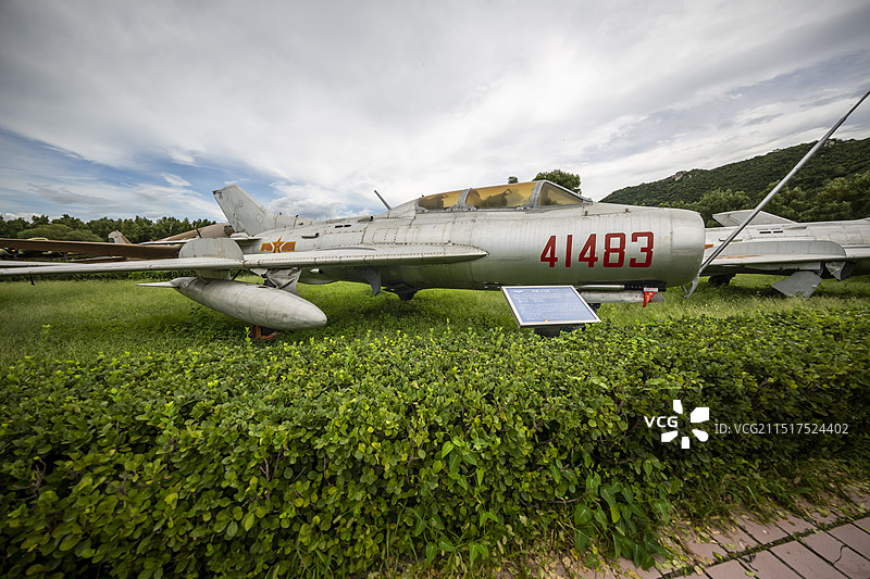 中国航空博物馆：歼教—6飞机—沈阳飞机工业有限公司于20世纪70年代生产的双发超声速喷气式高级教练机图片素材
