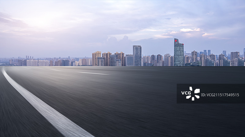 高速公路天际线与金融区建筑图片素材