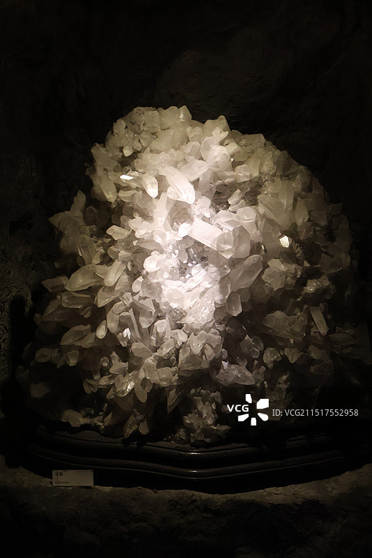 广州广东省博物馆水晶图片素材