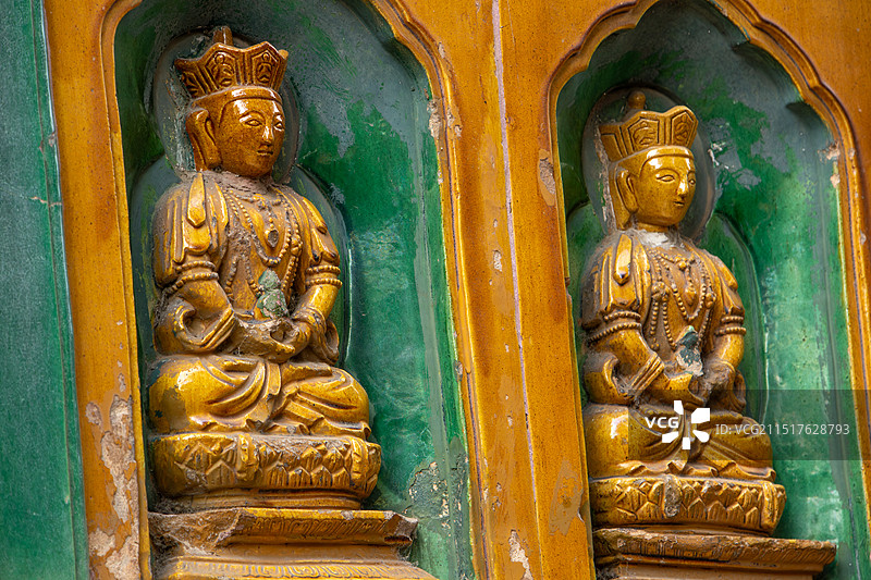 北京颐和园琉璃佛像雕塑图片素材