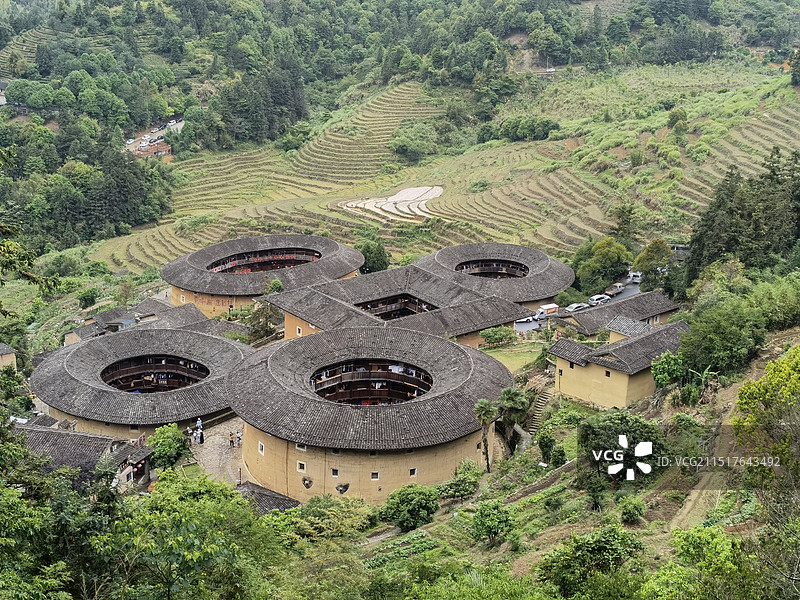 福建漳州田螺坑土楼群四菜一汤图片素材