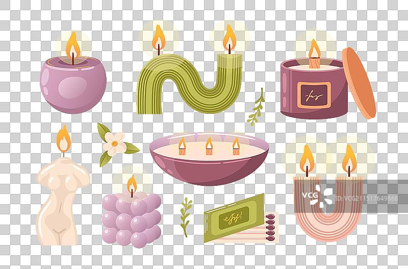 玻璃杯中燃烧的芳香大豆蜡烛图片素材