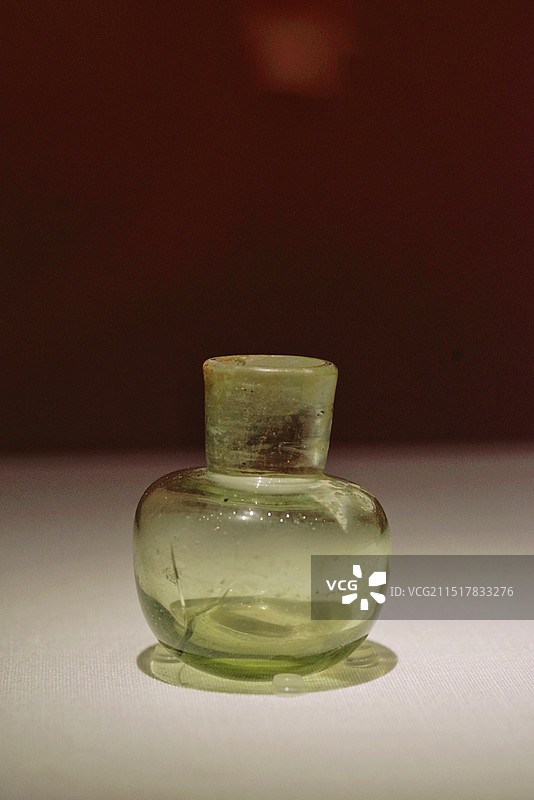 浅绿玻璃瓶 北宋 定州博物馆 摄于吴文化博物馆“定州-九州咽喉”特展图片素材