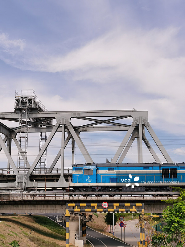 火车轨道桥图片素材