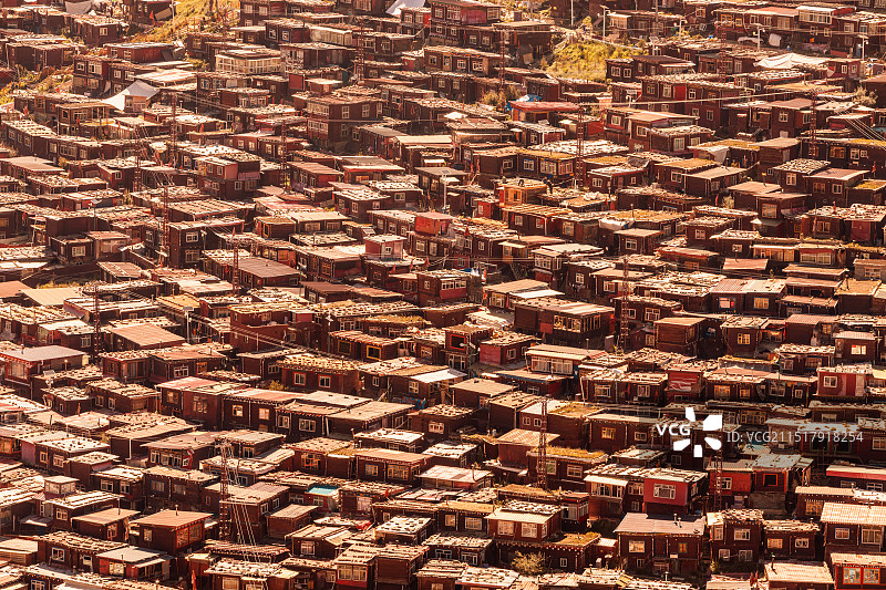 信仰的居所--四川甘孜色达武明佛学院图片素材