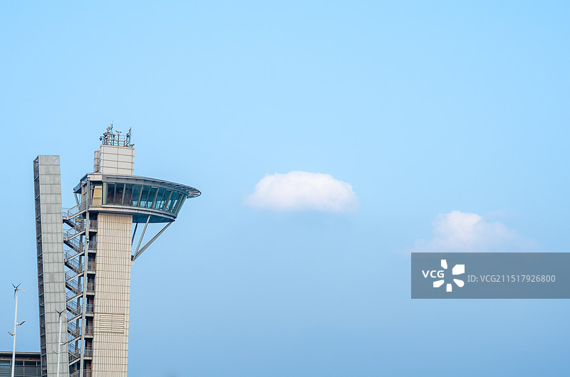 青岛情人坝的媒体中心观景台图片素材