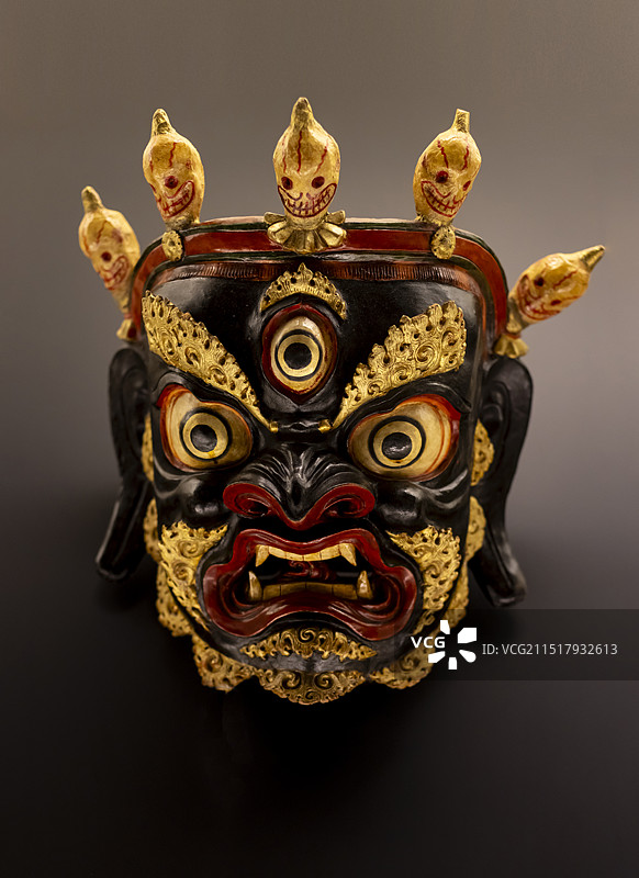 藏族彩漆跳神面具 20世纪上半叶 青海湟中 上海博物馆图片素材
