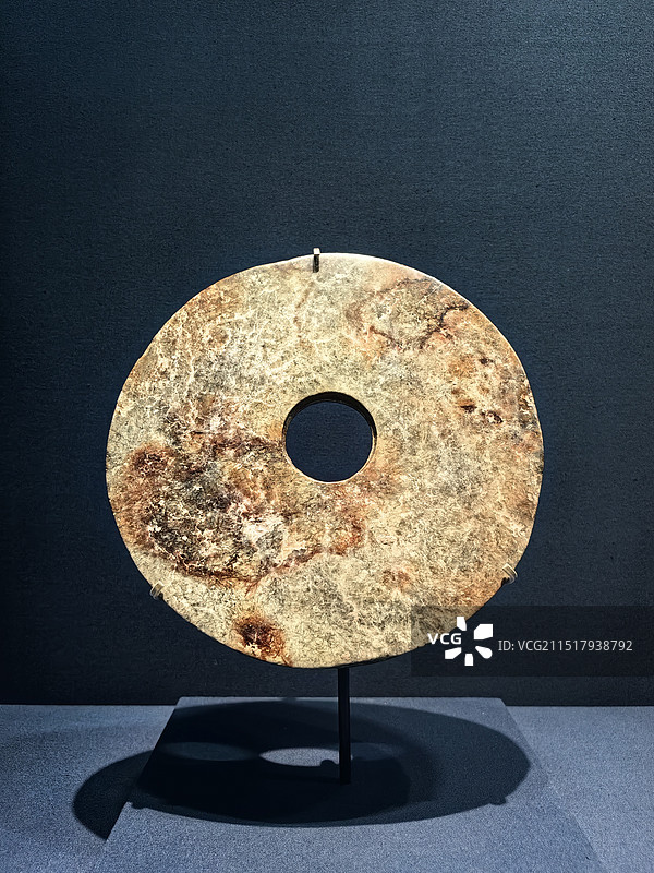 玉璧特写良渚文化玉器古董古玉图片素材