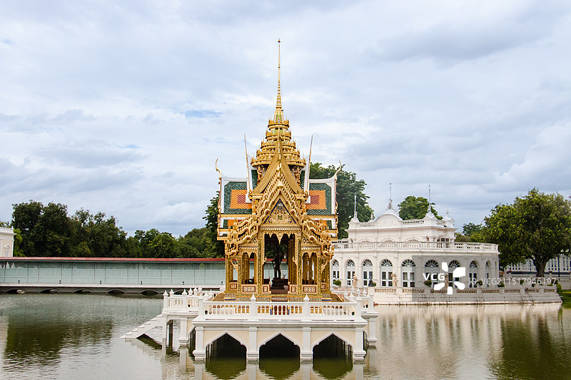 泰国大城府皇室行宫，邦芭茵夏宫-泰国颐和园图片素材