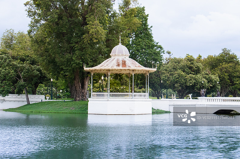 泰国大城府皇室行宫，邦芭茵夏宫-泰国颐和园图片素材