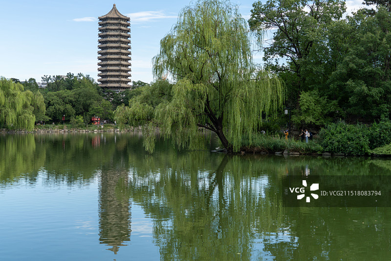 北京大学的开学季图片素材