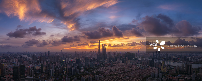 魔都火烧云图片素材