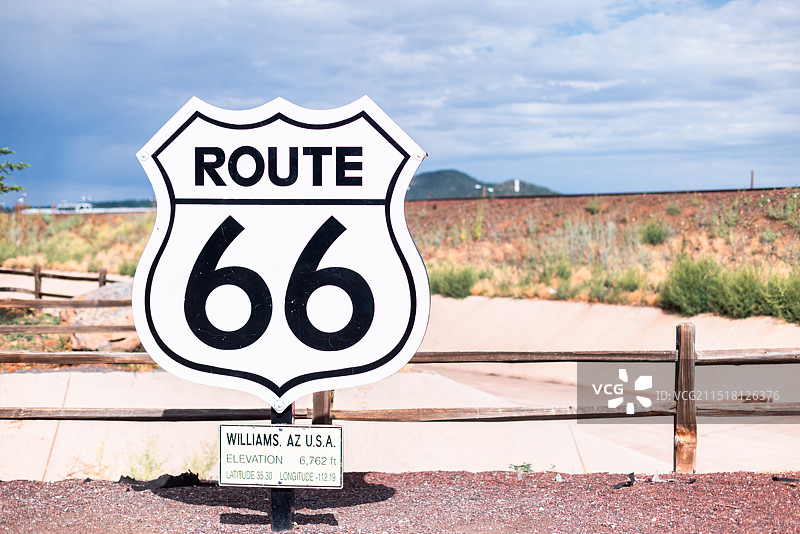 美国66号公路加油站标志图片素材