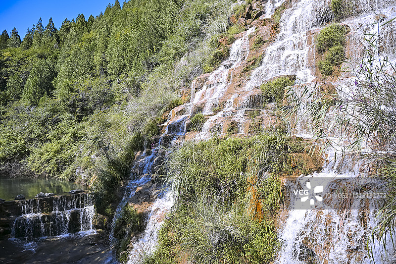 青州黄花溪瀑布徒步图片素材
