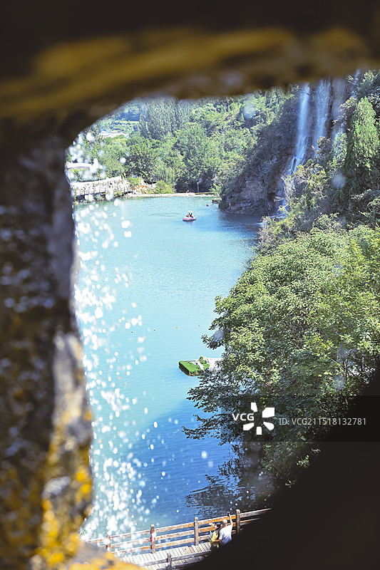 青州黄花溪瀑布徒步图片素材