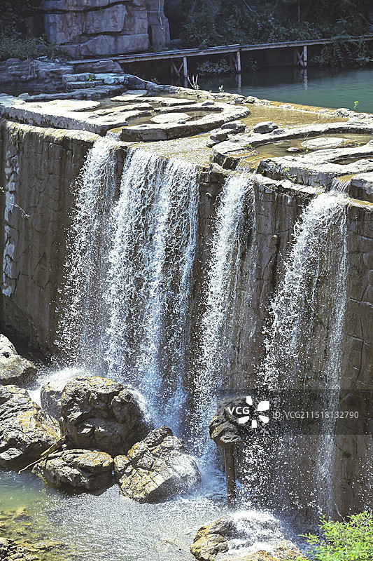 青州黄花溪瀑布徒步图片素材