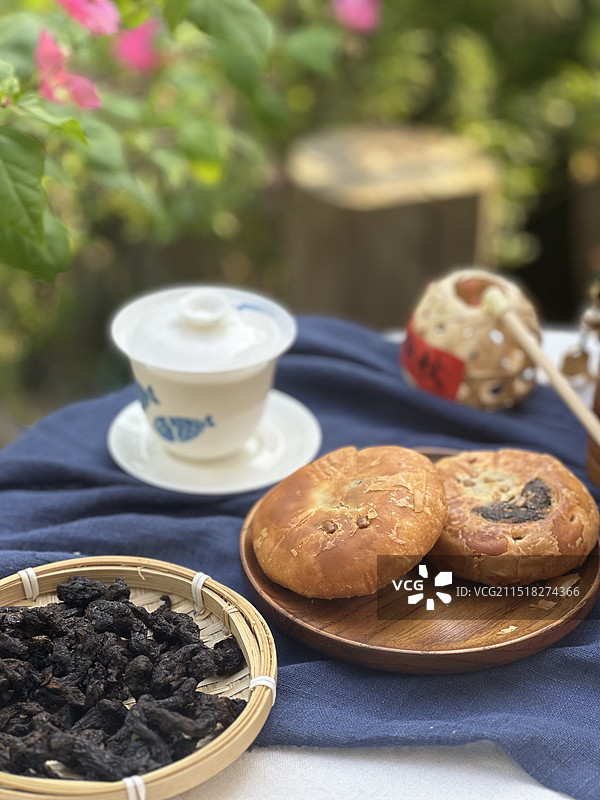 中秋佳节人团圆图片素材