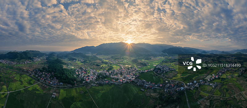 航拍湖南新宁农村田野风光图片素材