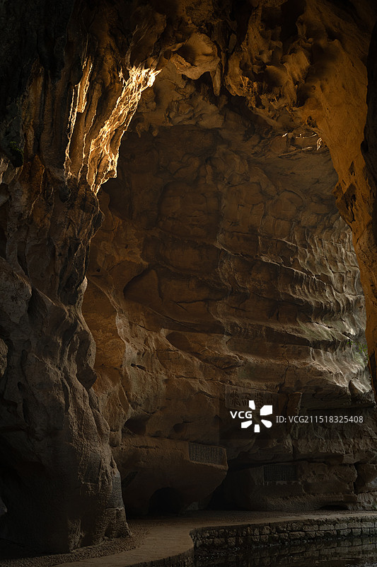 桂林七星公园龙隐洞磨崖石刻图片素材