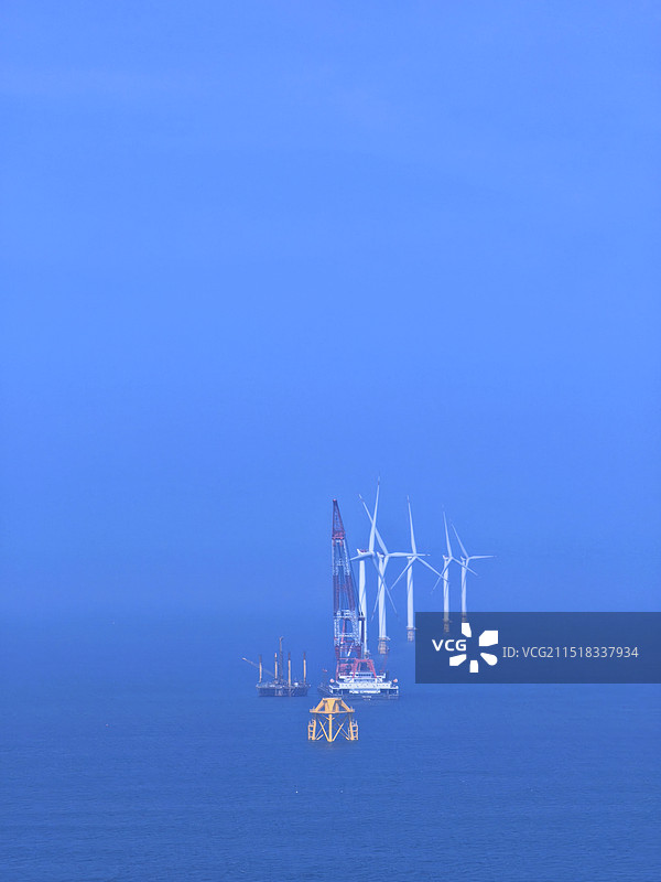 福州市平潭岛北部湾风车林图片素材