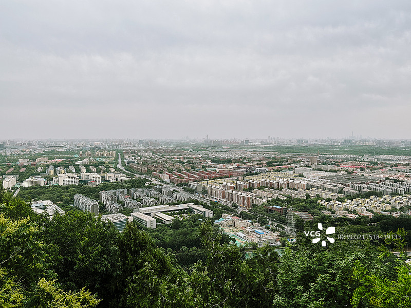 北京百望山上远眺北京海淀区图片素材