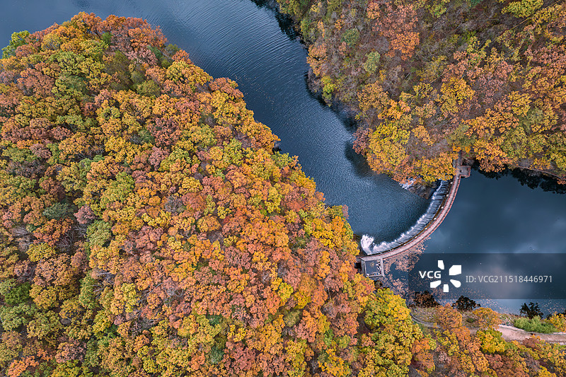 航拍洛阳嵩县白云山白云湖图片素材